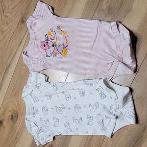 *3/$15* Gerber 6-9M Baby Girls Short Sleeve Bodysuits